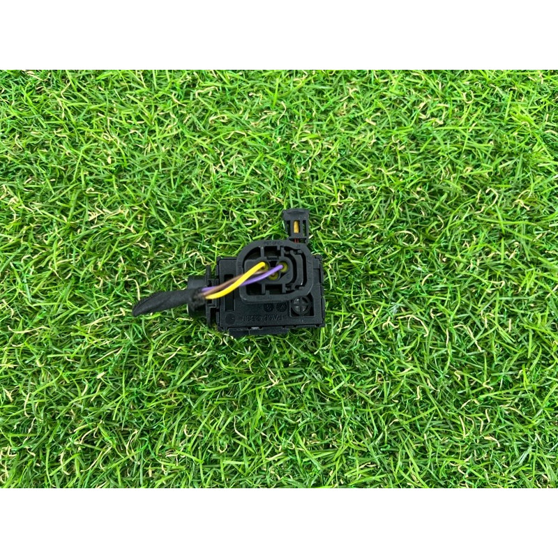 Датчик влажности воздуха (электрика / датчики) AUDI Q7 4M 2018 3.0 TFSi 4G0907658B