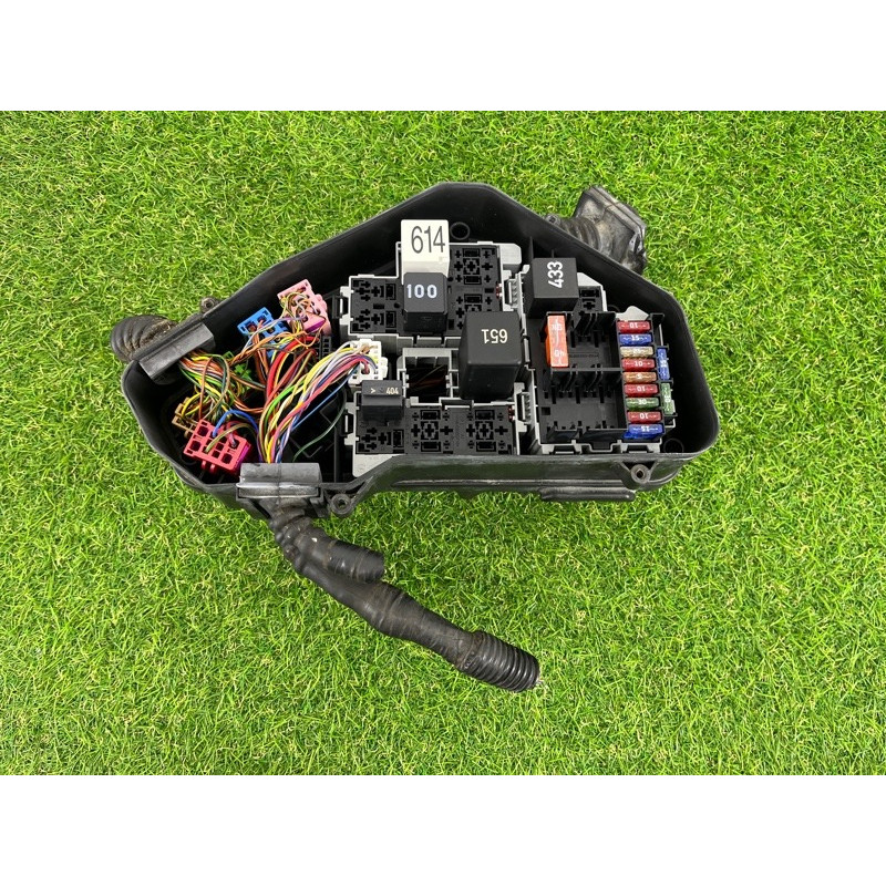 Блок запобіжників (електрика) Volkswagen Touareg NF 2012 3.0 7P0907295
