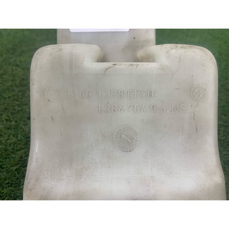 Бачок омывателя (кузов и элементы) BMW 5-series E34 1994 M50B25 61661378612