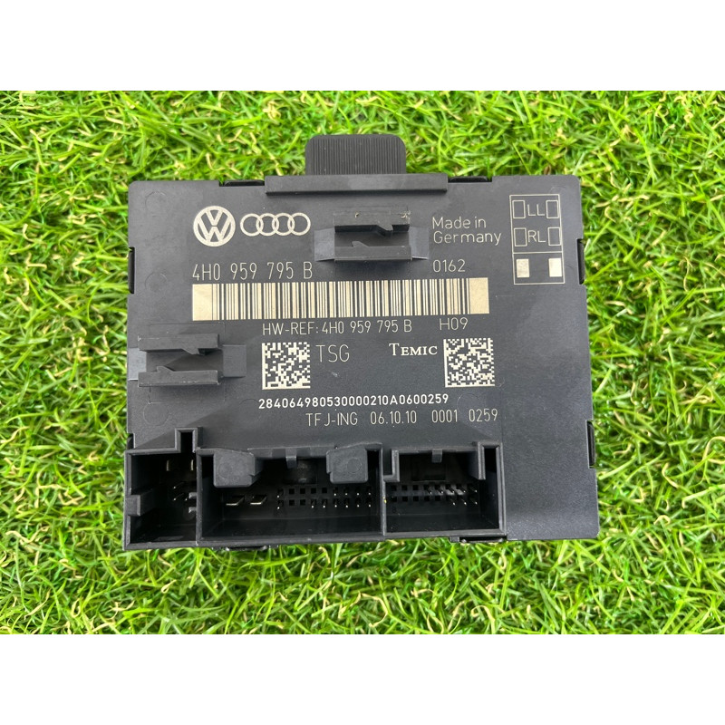 Блок управления дверьми (электрика / блоки управления) Volkswagen Touareg NF 2011 3.6 4H0959795B