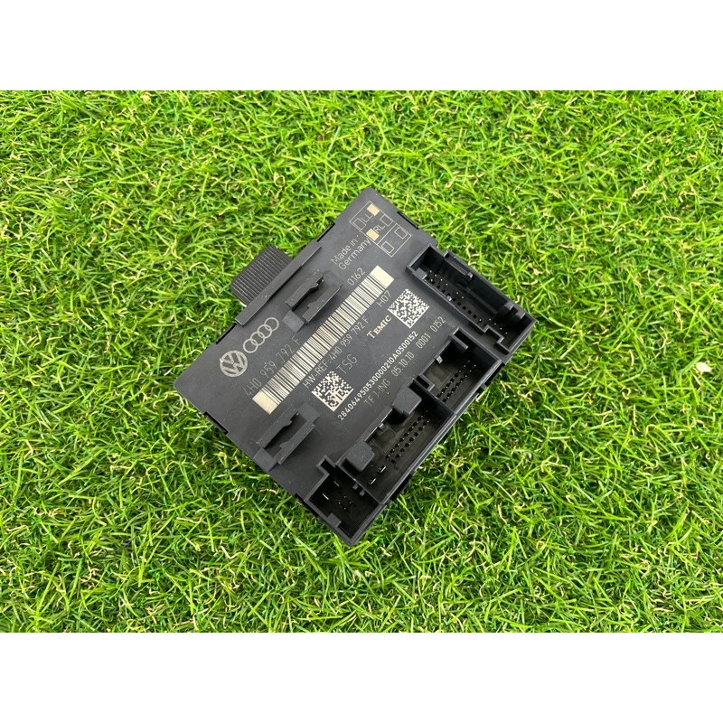 Блок управления дверьми (электрика / блоки управления) Volkswagen Touareg NF 2011 3.6 4H0959792F