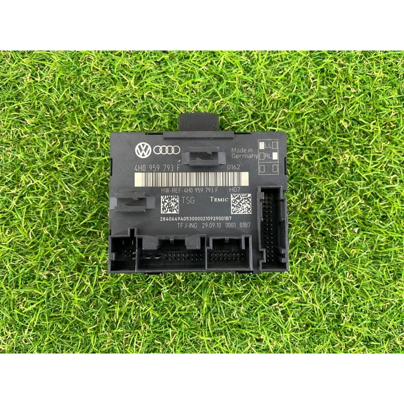 Блок управления дверьми (электрика / блоки управления) Volkswagen Touareg NF 2011 3.6 4H0959793F