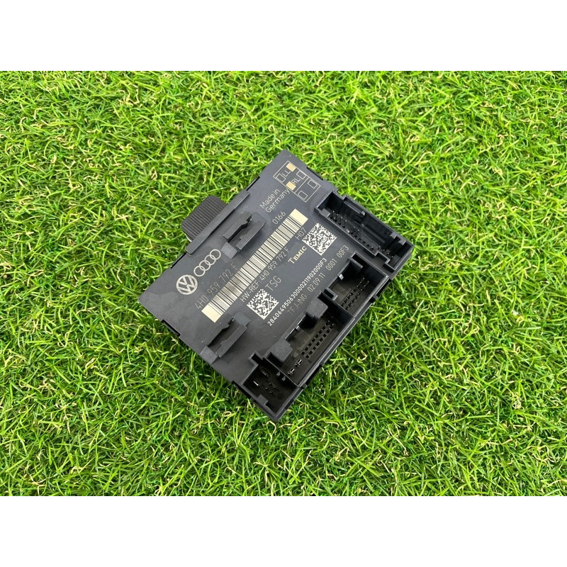 Блок управления дверьми (электрика / блоки управления) Volkswagen Touareg NF 2012 3.0 4H0959792F