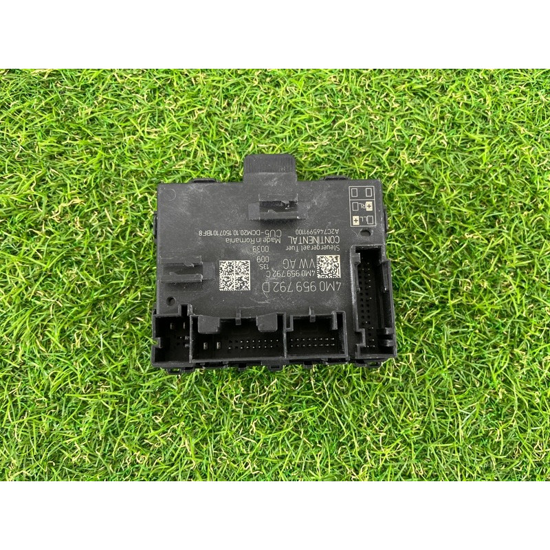 Блок управления дверьми (электрика / блоки управления) AUDI Q7 4M 2017 3.0 TFSi CREC 4M0959792D