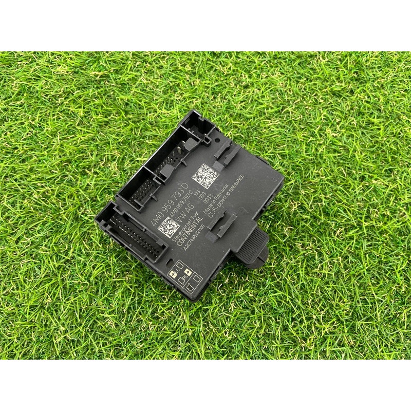 Блок управления дверьми (электрика / блоки управления) AUDI Q7 4M 2017 3.0 TFSi CREC 4M0959793D
