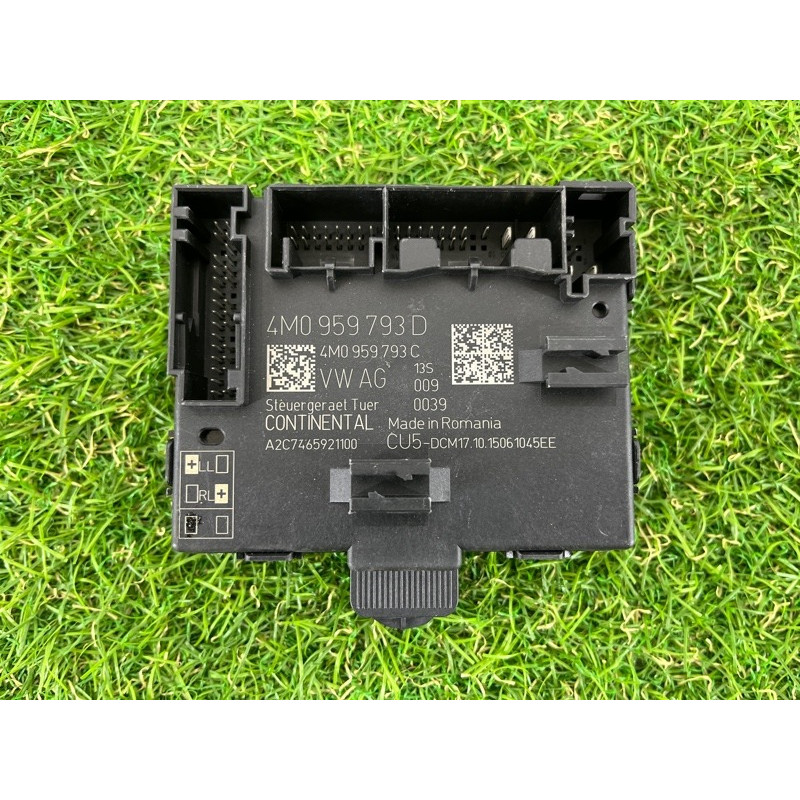 Блок управления дверьми (электрика / блоки управления) AUDI Q7 4M 2017 3.0 TFSi CREC 4M0959793D