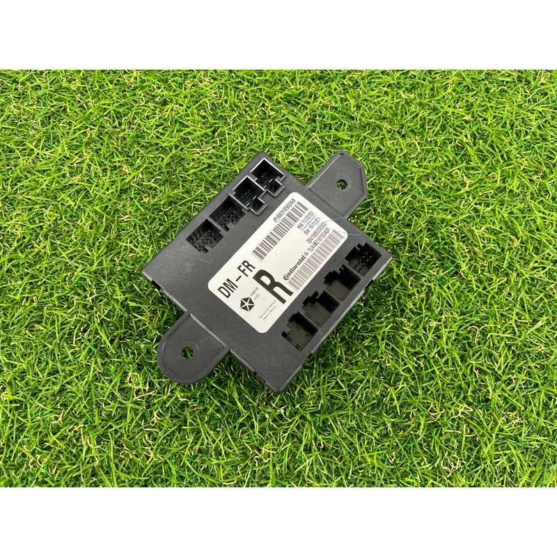 Блок управления дверьми (электрика / блоки управления) Jeep Grand Cherokee WK2 2017 3.6 68316560AB