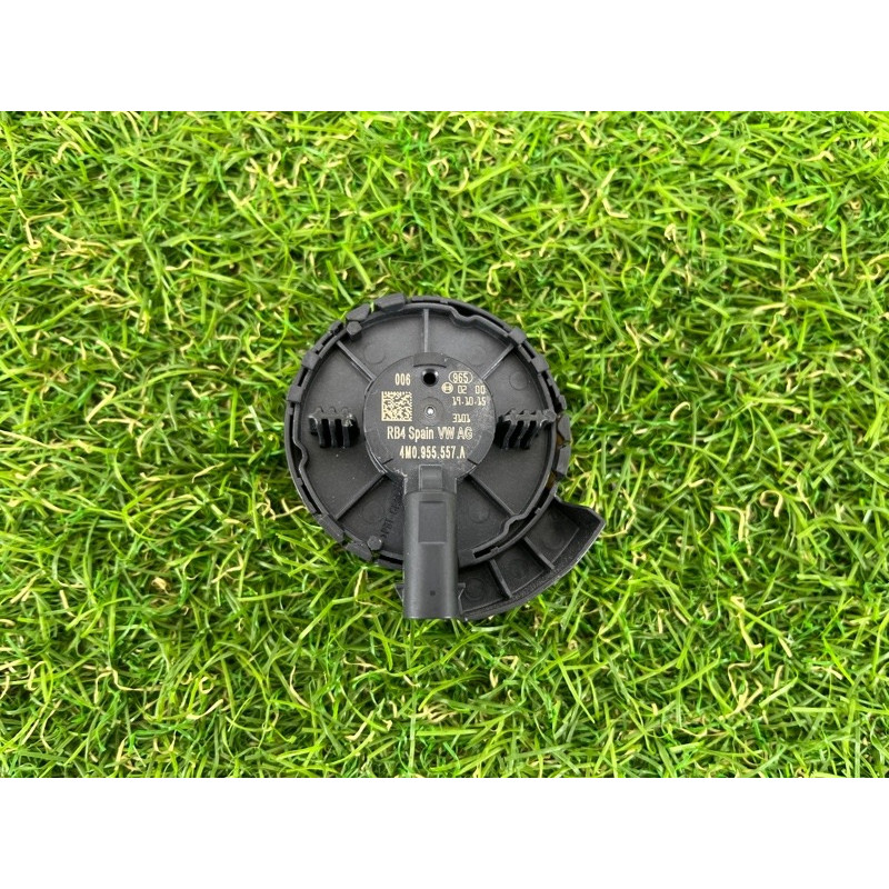 Датчик удара (электрика / датчики) AUDI Q7 4M 2017 3.0 TFSi CREC 4M0955557A