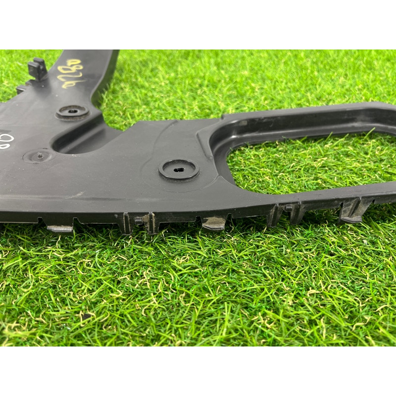 Крепление бампера (кузов и элементы) AUDI Q7 4L 2014 3.0 TFSi CTWB 4L0807453A