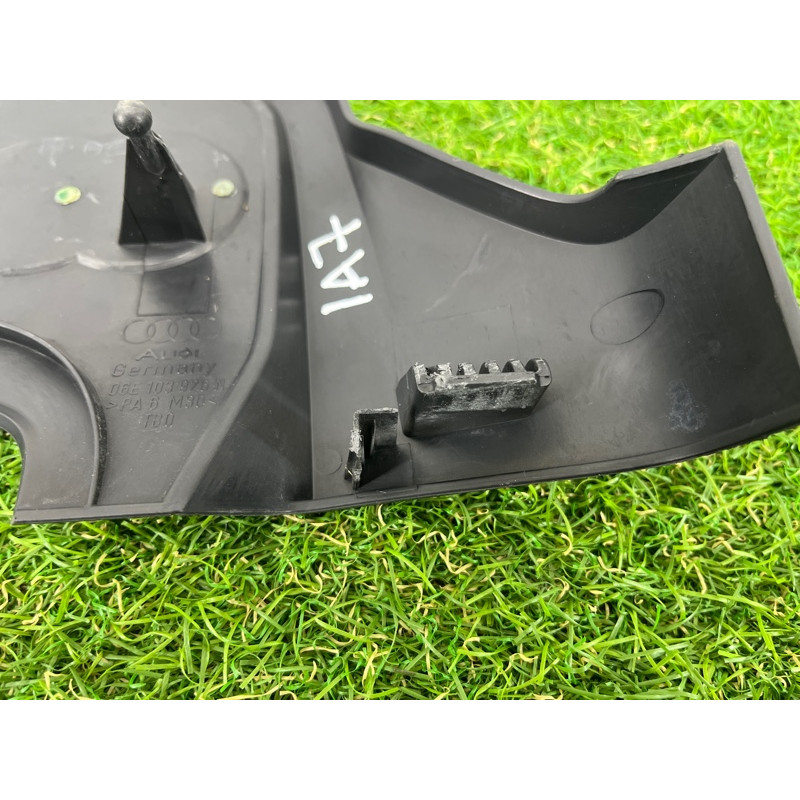 Декоративная крышка двигателя (двигатель и элементы) AUDI A7 4G 2013 3.0 CGXB 06E103926N