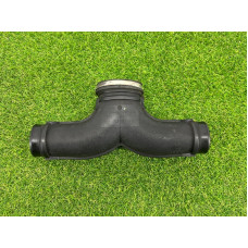 Патрубок воздушного фильтра