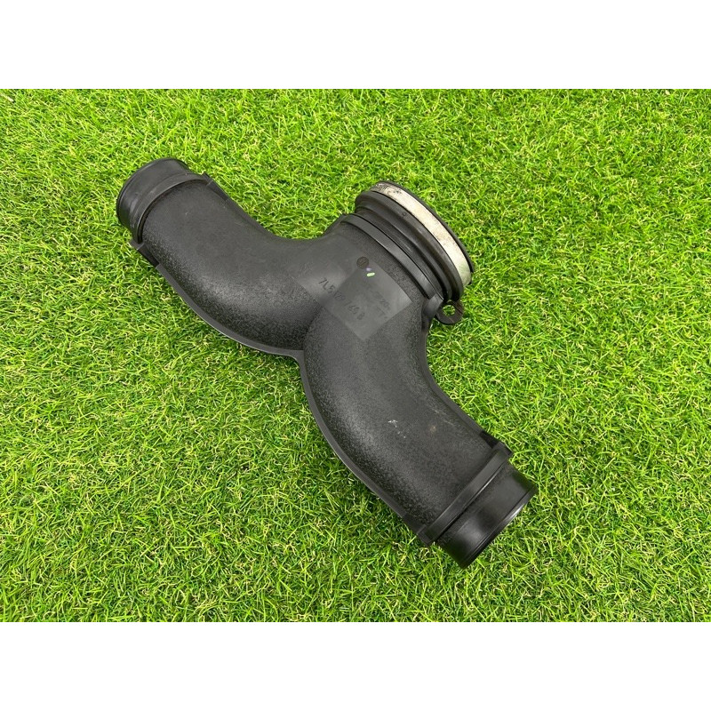 Патрубок воздушного фильтра (впускная система) PORSCHE CAYENNE 958 2012 4.8 95511004620