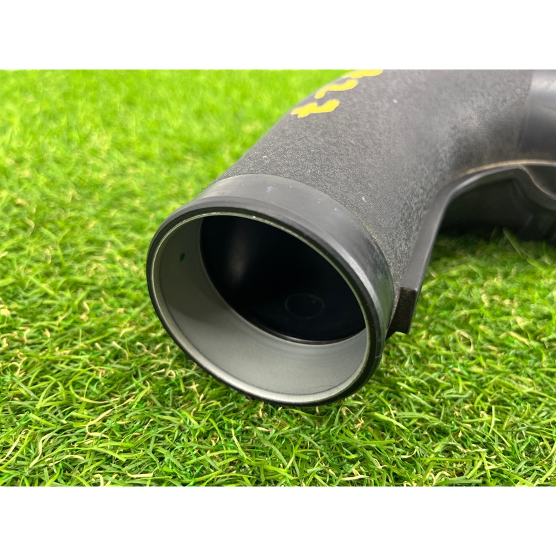 Патрубок воздушного фильтра (впускная система) PORSCHE CAYENNE 958 2012 4.8 95511004620