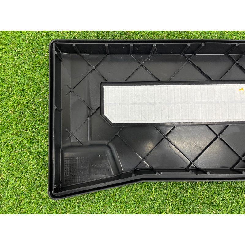 Крышка аккумулятора (кузов и элементы) PORSCHE CAYENNE 958 2012 4.8 95550415200