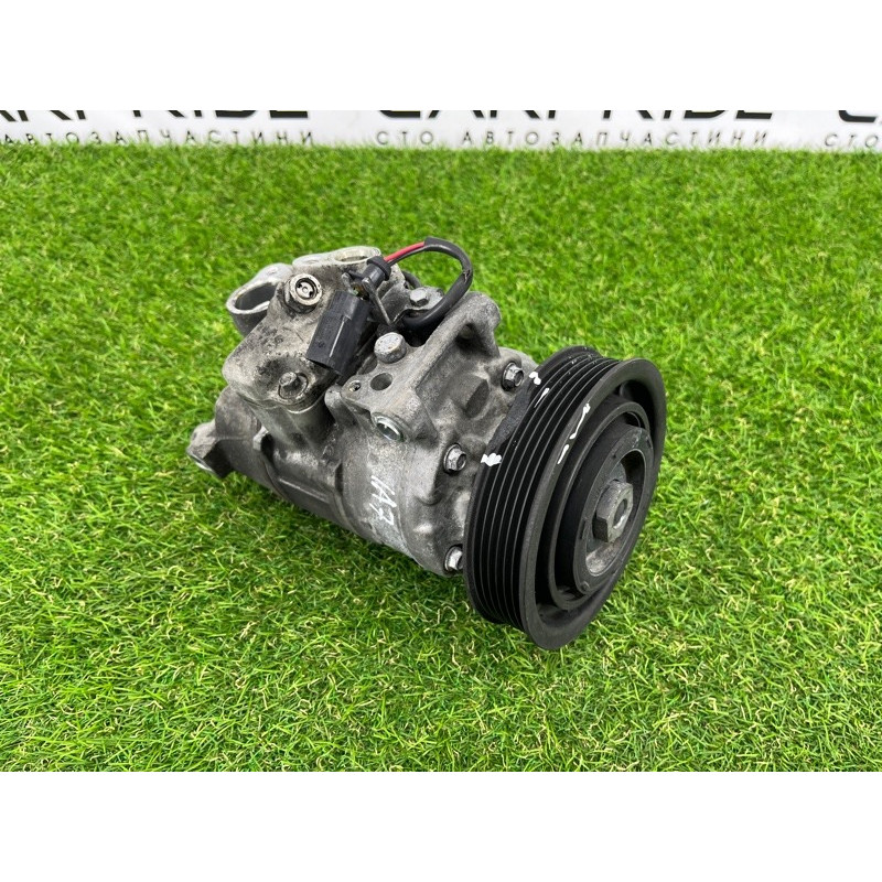 Компрессор кондиционера (отопление и кондиционирование) AUDI A7 4G 2013 3.0 CGXB 4G0260805A