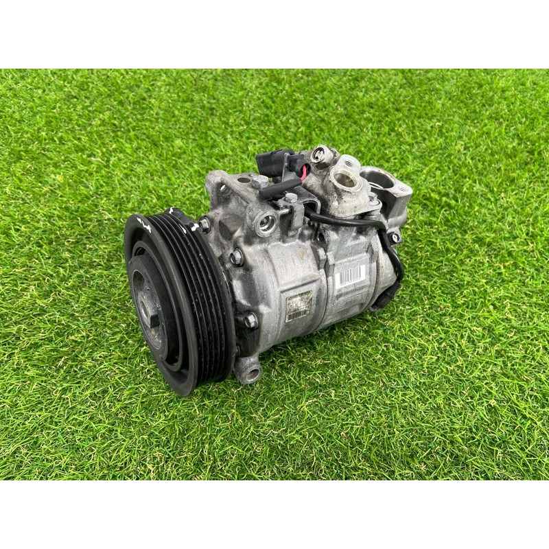 Компрессор кондиционера (отопление и кондиционирование) AUDI A7 4G 2013 3.0 CGXB 4G0260805A