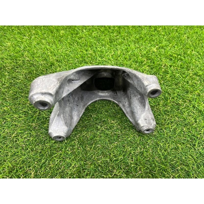 Кронштейн двигателя (кронштейны двигателя) AUDI Q7 4L 2014 3.0 TFSi CTWB 7L8199307H