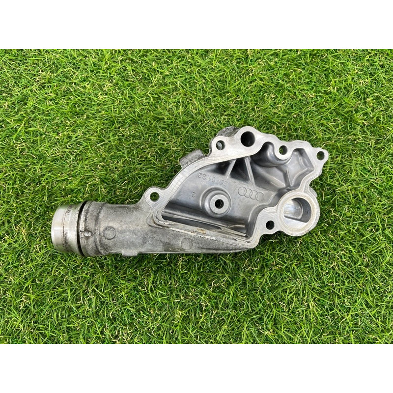 Корпус термостата (система охлаждения) AUDI A7 4G 2013 3.0 CGXB 06E121161BB