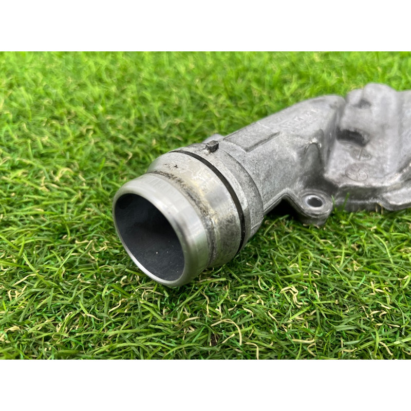 Корпус термостата (система охлаждения) AUDI A7 4G 2013 3.0 CGXB 06E121161BB