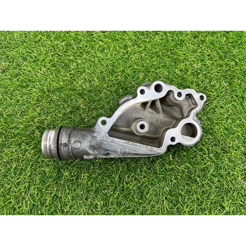 Корпус термостата (система охлаждения) AUDI Q7 4M 2018 3.0 TFSi 06E121161BB