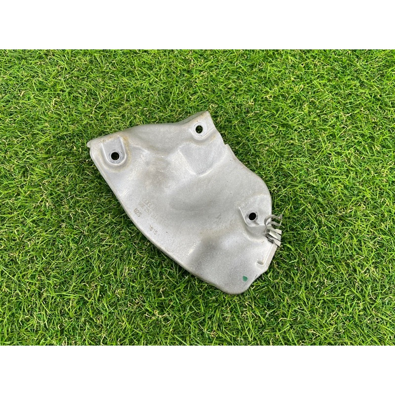 Защита коллектора (выпускная система) AUDI Q7 4M 2017 3.0 TFSi CREC 06E253244S