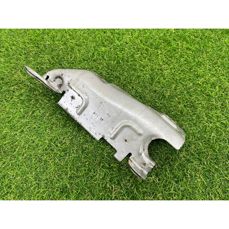 Защита коллектора (выпускная система) AUDI Q7 4M 2018 3.0 TFSi 06E253036AD