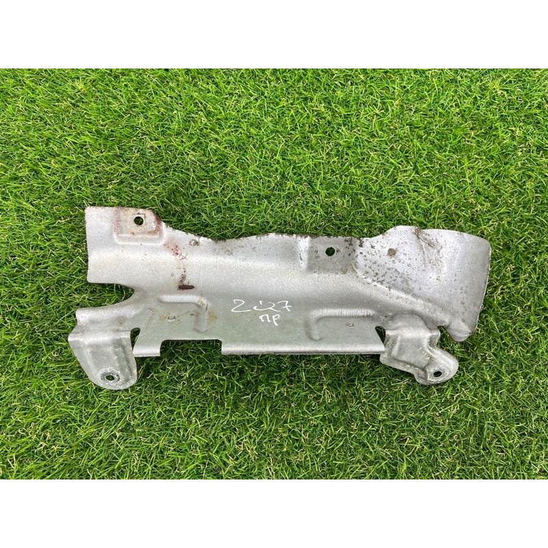 Защита коллектора (выпускная система) AUDI Q7 4M 2018 3.0 TFSi 06E253036AD