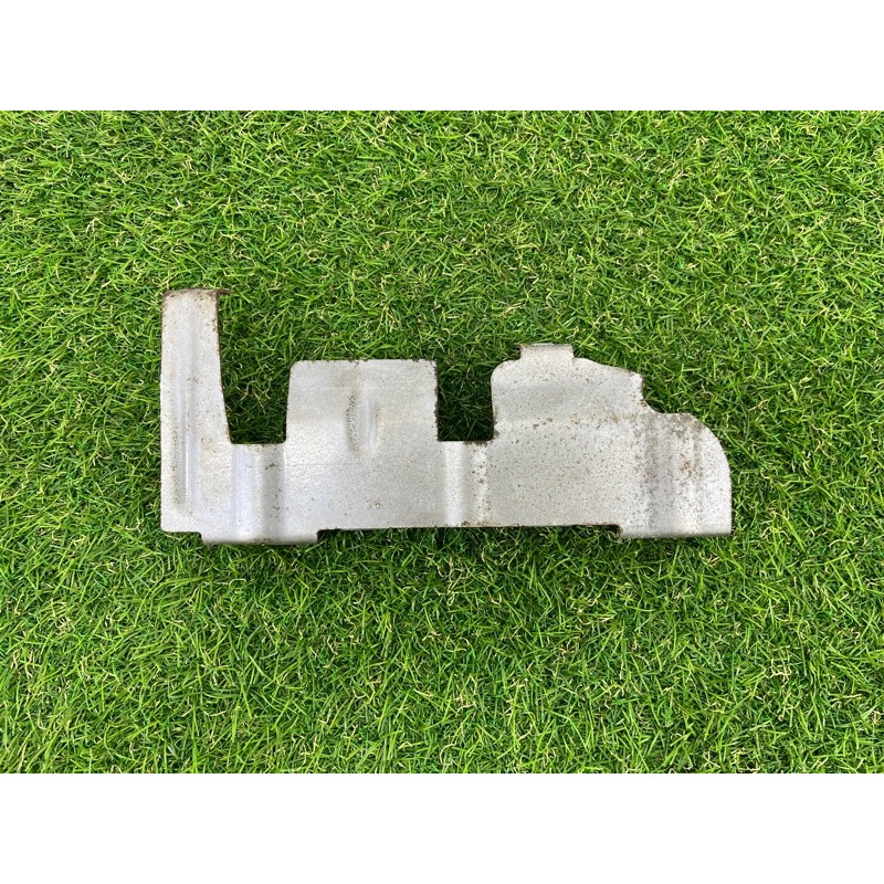 Защита коллектора (выпускная система) AUDI Q7 4M 2018 3.0 TFSi 06E253008K