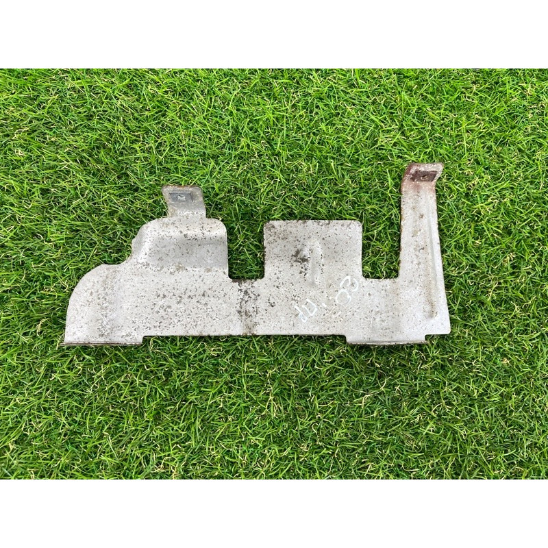 Защита коллектора (выпускная система) AUDI Q7 4M 2018 3.0 TFSi 06E253008K