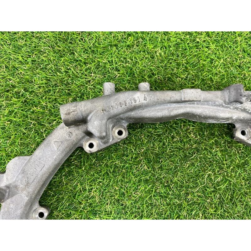 Кронштейн двигателя (кронштейны двигателя) PORSCHE CAYENNE 958 2012 4.8 94810606104