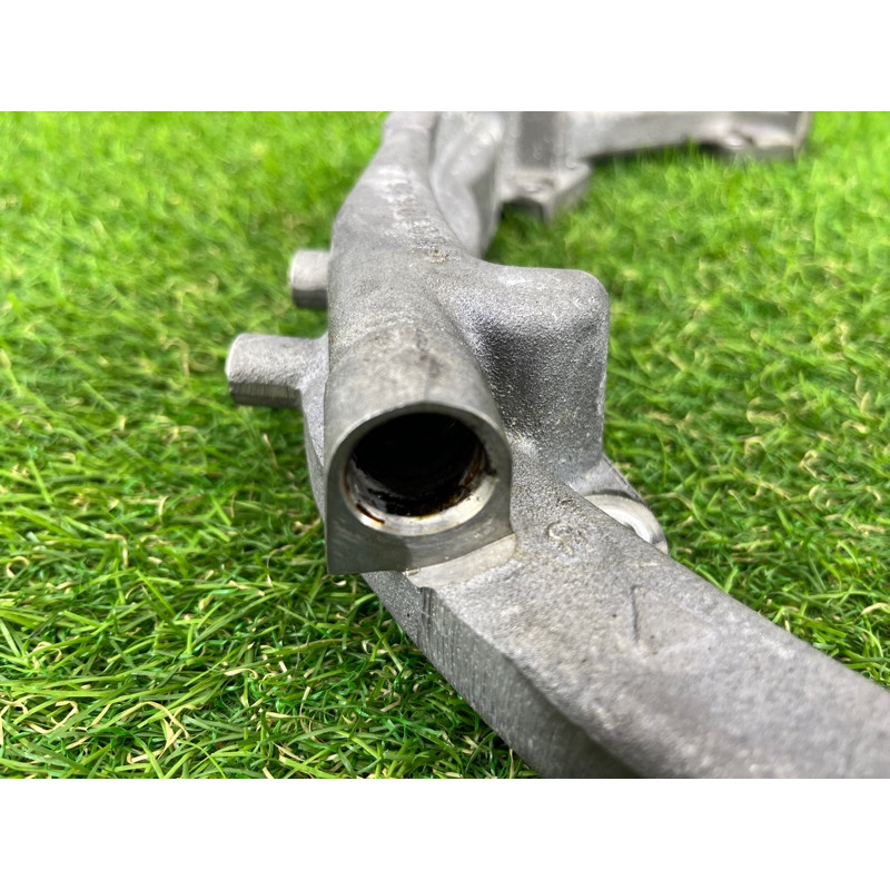 Кронштейн двигателя (кронштейны двигателя) PORSCHE CAYENNE 958 2012 4.8 94810606104