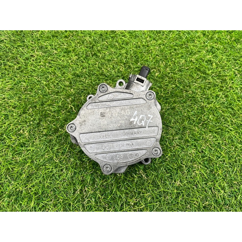 Вакуумный насос (тормозная система) AUDI Q7 4L 2014 3.0 TFSi CTWB 06E145100R