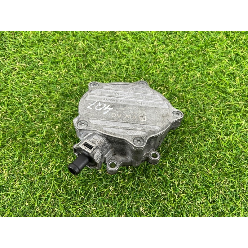 Вакуумный насос (тормозная система) AUDI Q7 4L 2014 3.0 TFSi CTWB 06E145100R