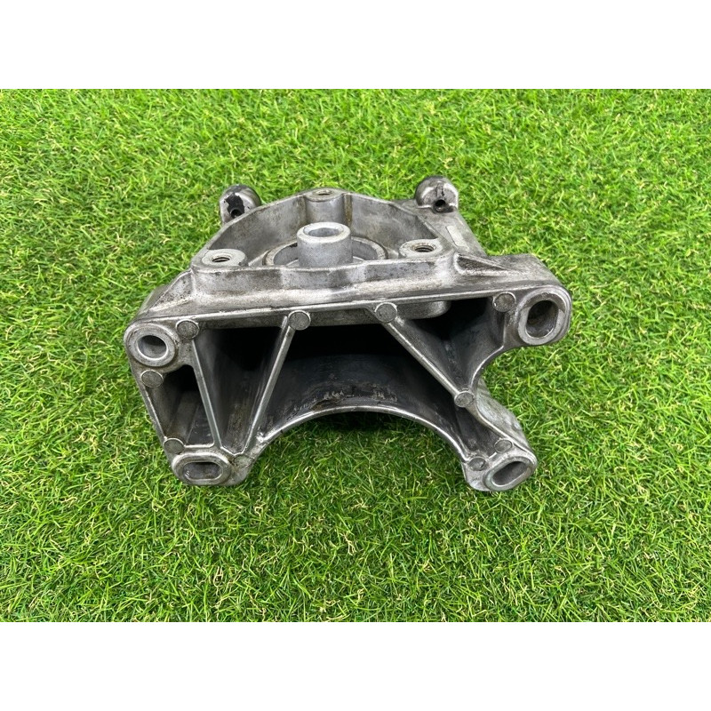 Кронштейн АКПП (трансмиссия) Jeep Grand Cherokee WK2 2016 3.6 68275992AA