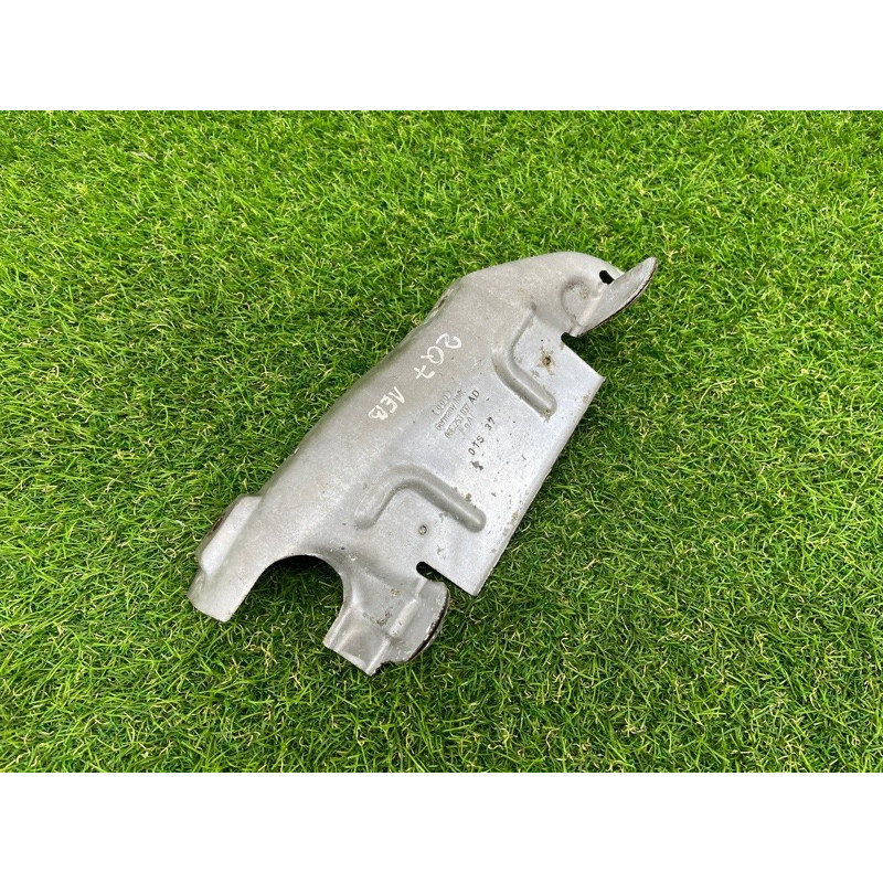 Защита коллектора (выпускная система) AUDI Q7 4M 2018 3.0 TFSi 06E253037AD