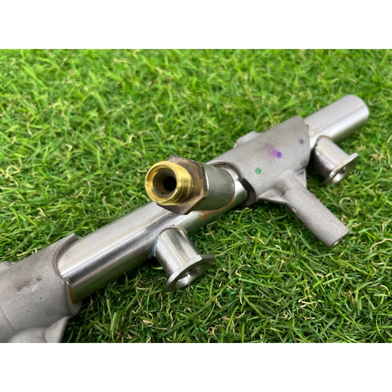 Топливная рампа (топливная система) AUDI Q7 4M 2018 3.0 TFSi 06E130090AJ