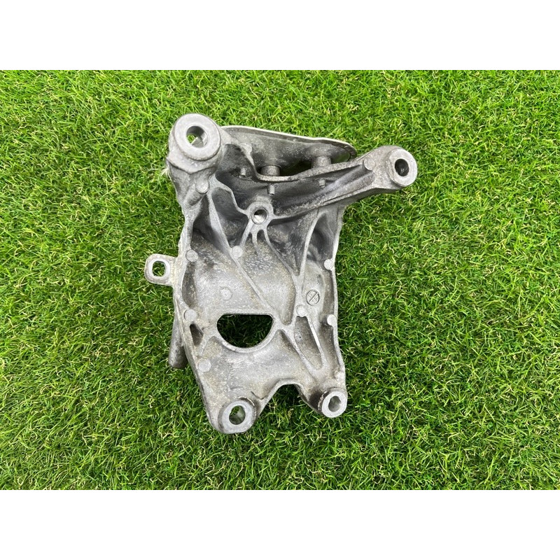 Кронштейн подушки двигателя (кронштейны двигателя) AUDI Q7 4M 2018 3.0 TFSi 4M0199308AS