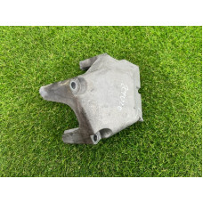 Кронштейн двигателя