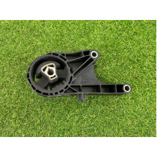 Подушка двигателя