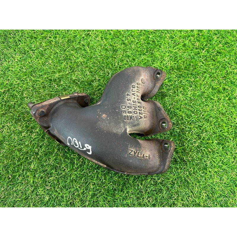 Коллектор выпускной (выпускная система) Volkswagen Touareg NF 2012 3.6 03H253032E