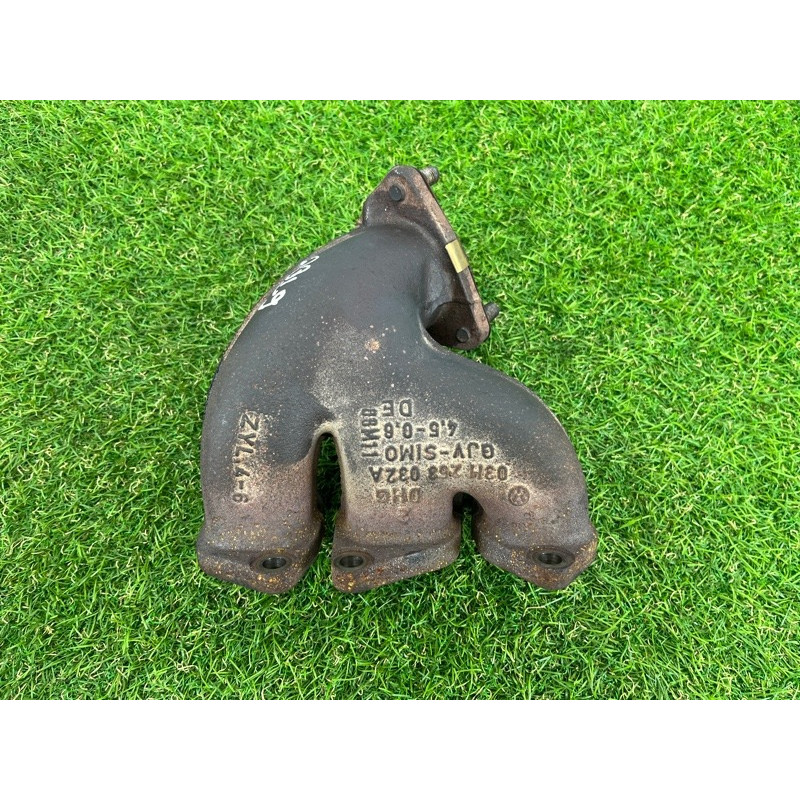 Коллектор выпускной (выпускная система) Volkswagen Touareg NF 2012 3.6 03H253032E