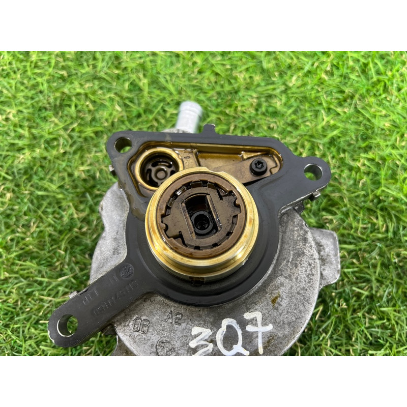 Вакуумный насос (тормозная система) AUDI Q7 4L 2007 3.6 03H145100B