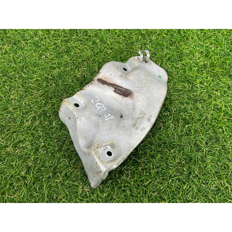 Защита коллектора (выпускная система) AUDI Q7 4M 2018 3.0 TFSi 06E253244S