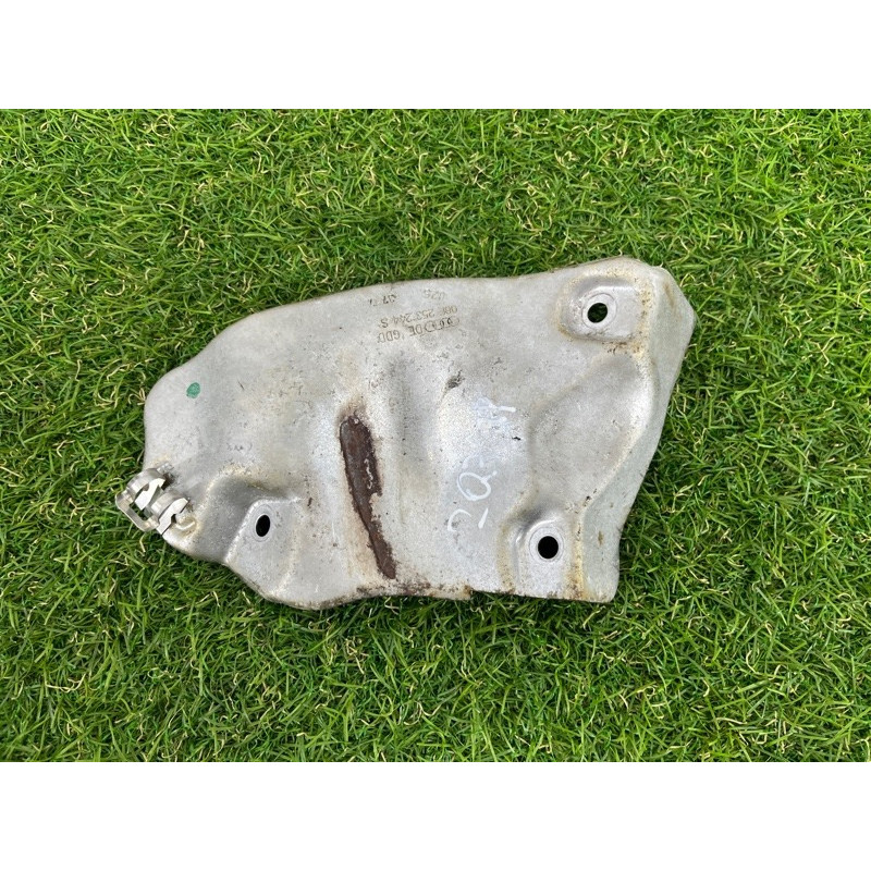 Защита коллектора (выпускная система) AUDI Q7 4M 2018 3.0 TFSi 06E253244S