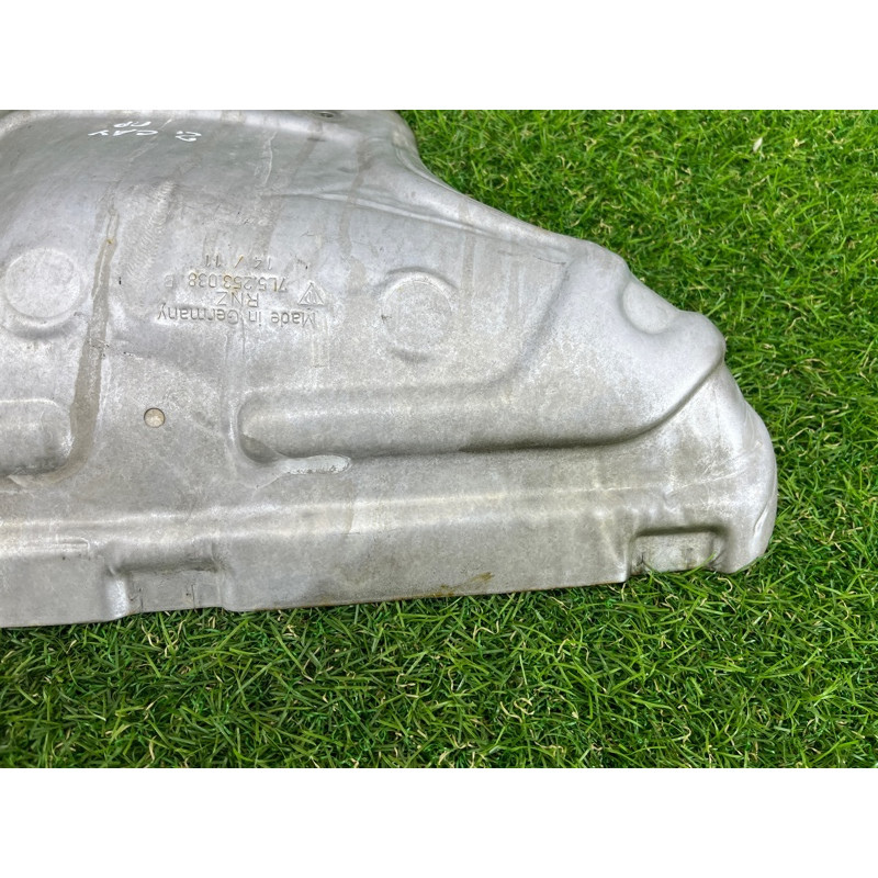 Защита коллектора (выпускная система) PORSCHE CAYENNE 958 2012 4.8 95511121201