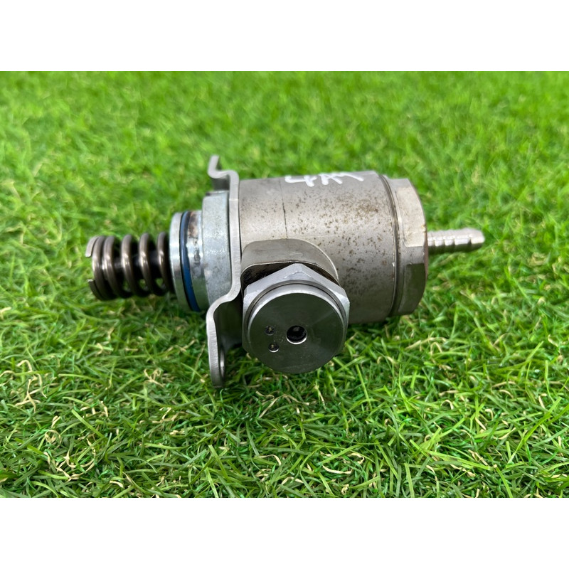 ТНВД (топливная система) AUDI A4 B8 2012 2.0 TFSI 06J127025F