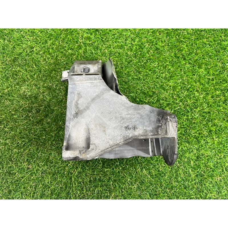 Кронштейн двигателя (кронштейны двигателя) BMW X5 E70 2008 4.8 N62/TU 22116777267