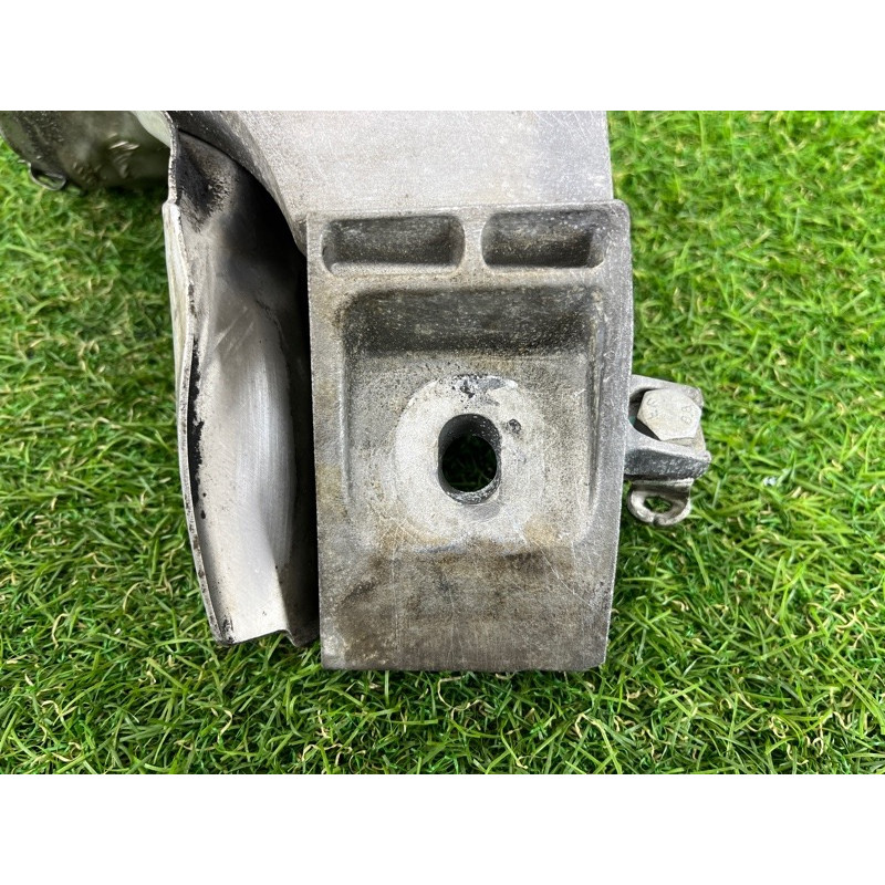 Кронштейн двигателя (кронштейны двигателя) BMW X5 E70 2008 4.8 N62/TU 22116777267