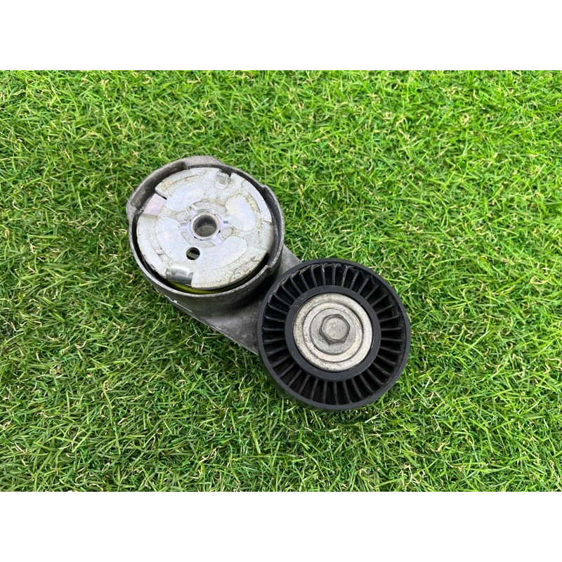 Ролик натяжной (двигатель и элементы) Jeep Grand Cherokee WK2 2016 3.6 5281266AA