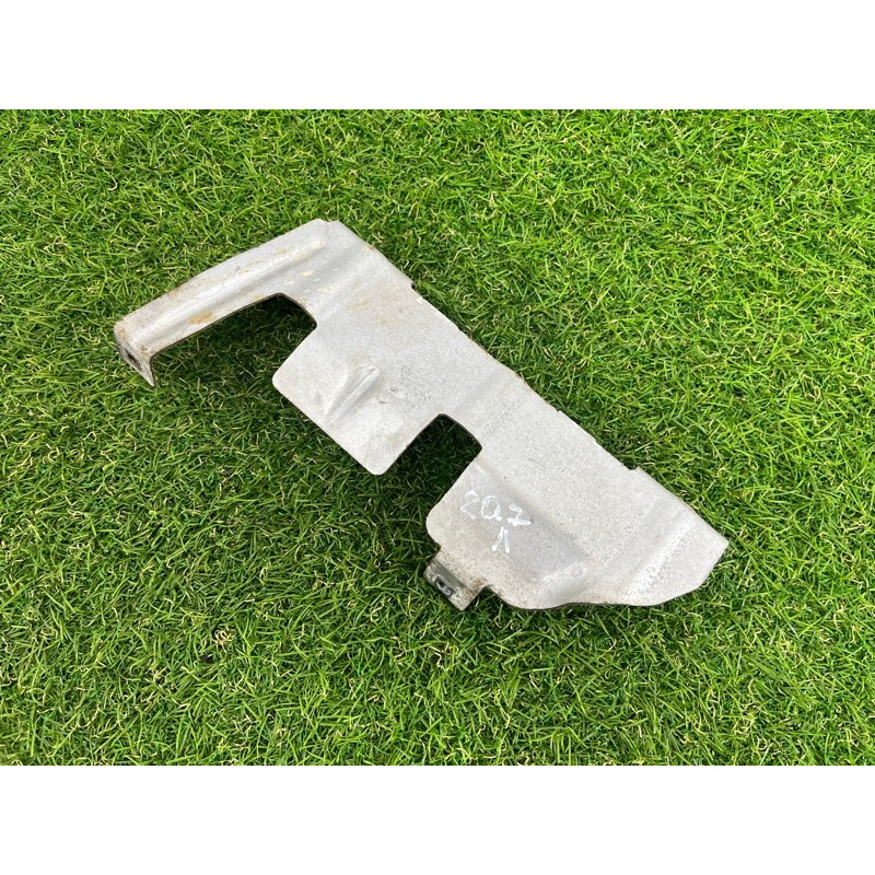 Защита коллектора (выпускная система) AUDI Q7 4M 2018 3.0 TFSi 06E253009K